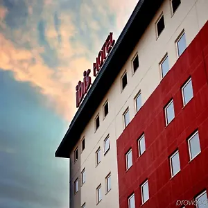 Ibis Shopping Hotel